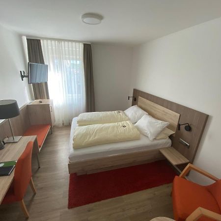 Hotel Am Schloss Darmstaedter Hof 바트 홈부르크 포어 데어 회에 외부 사진