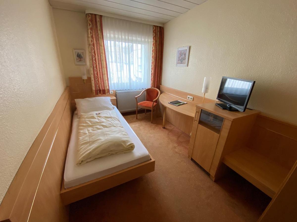 Hotel Am Schloss Darmstaedter Hof 바트 홈부르크 포어 데어 회에 외부 사진
